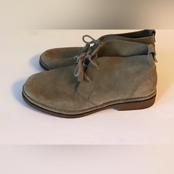 Hush Puppies Suede Chukka  Boots - Picture 1 of 8